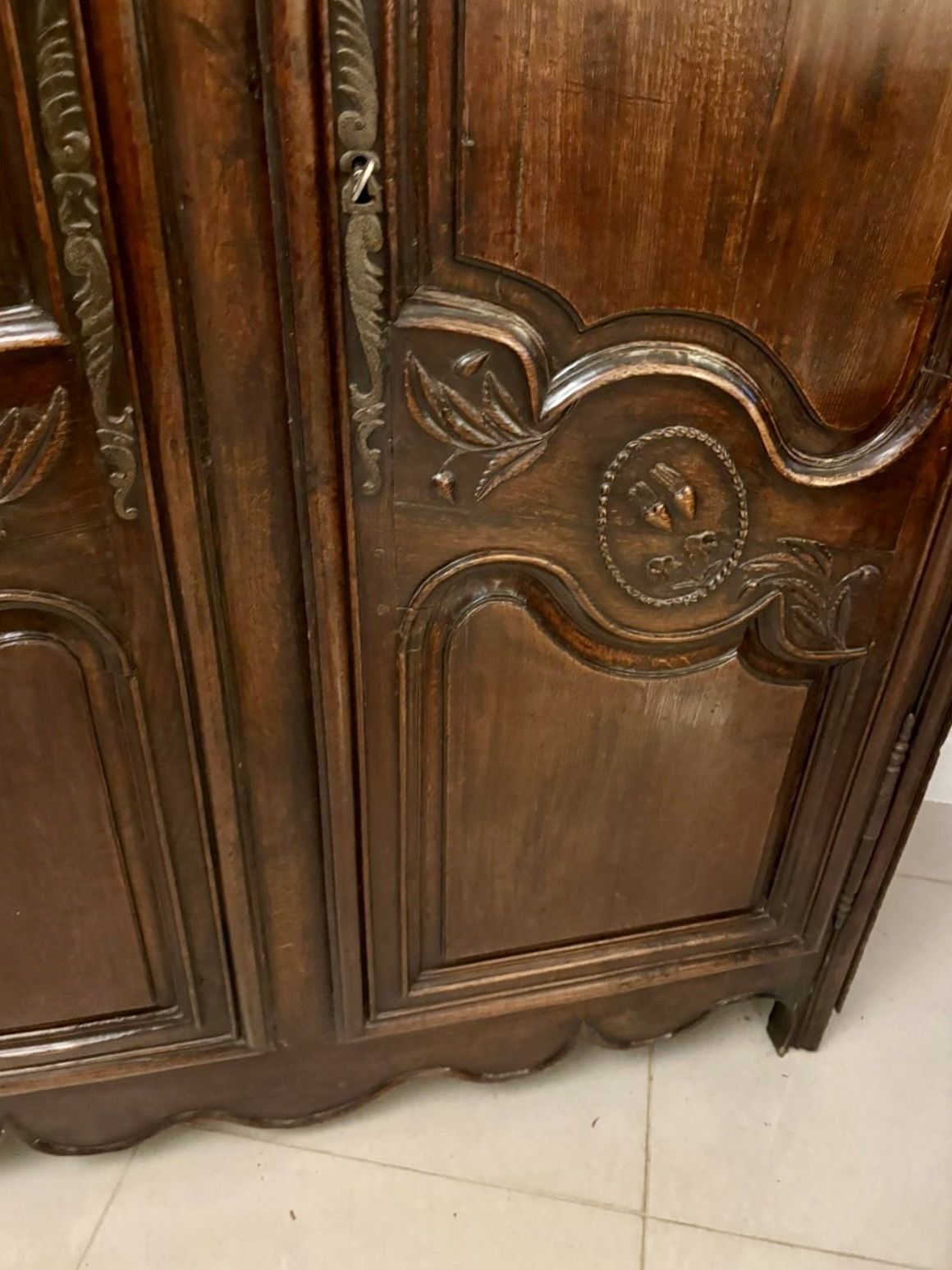 Magnificent Quality Late 17th Century Antique French Provincial Oak Armoire photo vintage