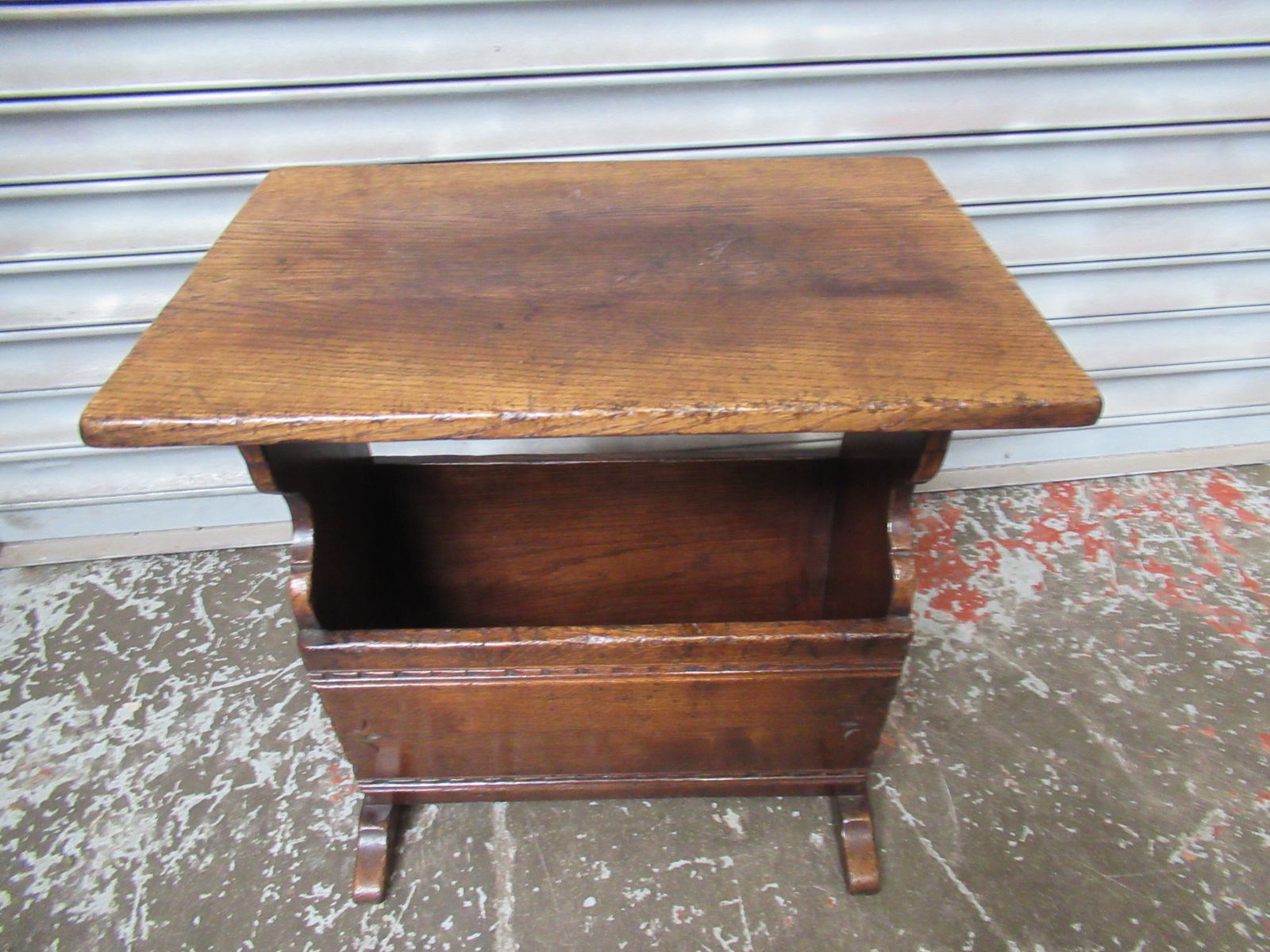 Oak  Titchmarsh   And Goodwin     Magazine Rack photo furniture