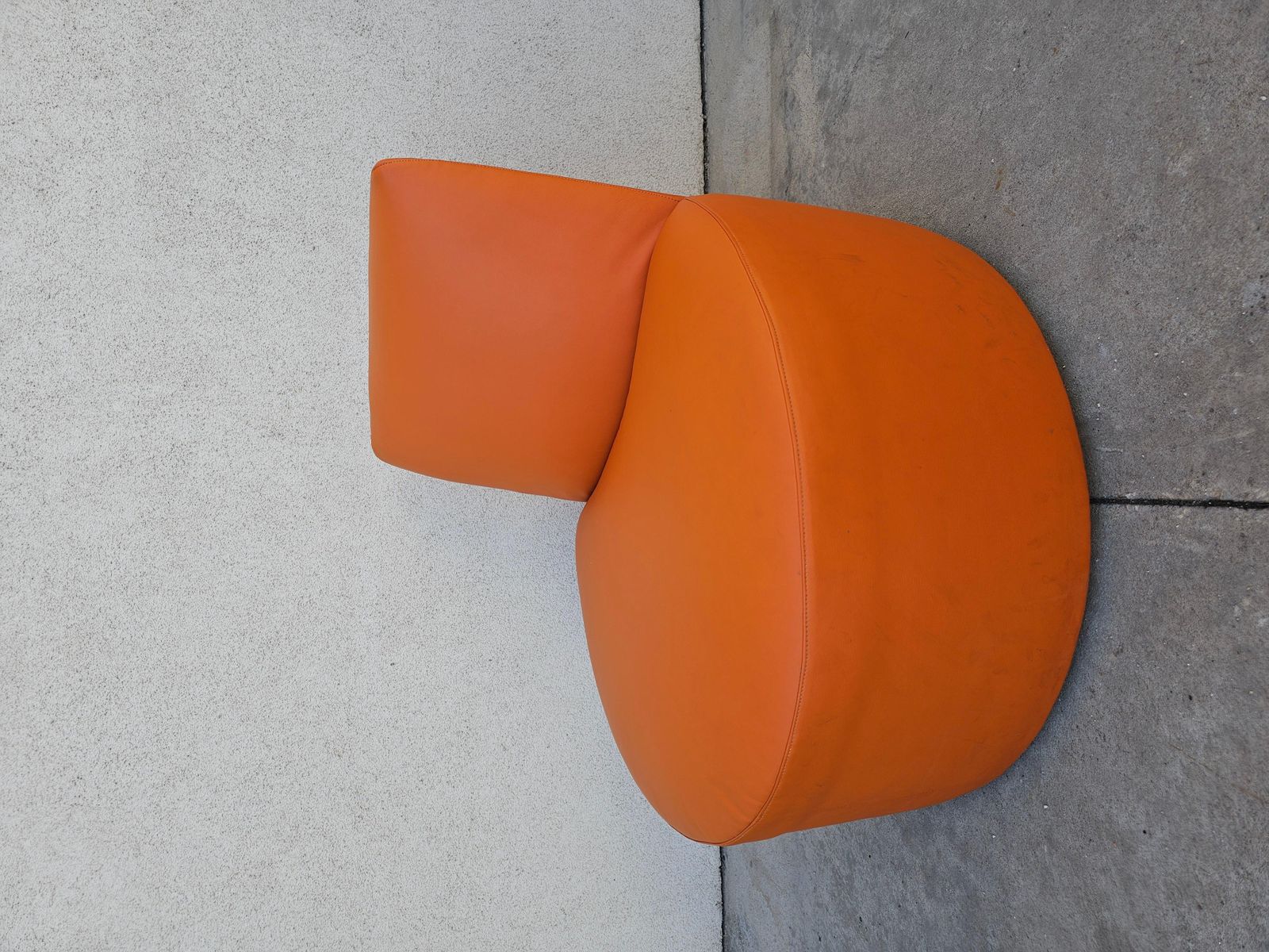 photo vintage Pair Of Postmodern Chairs "Baobab" By Lievore Altherr Molina For Tacchini