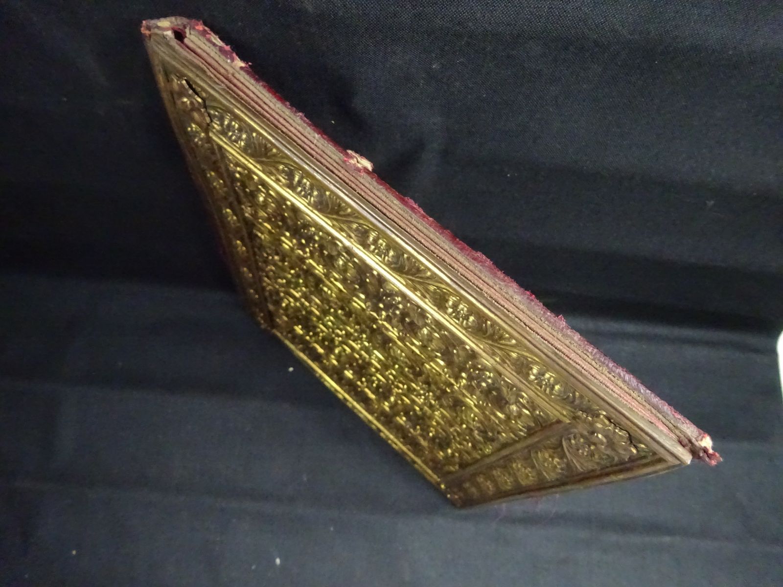 Home Decor Art Nouveau Brass And Leather Writing Desk Blotter Portfolio C1900 photo