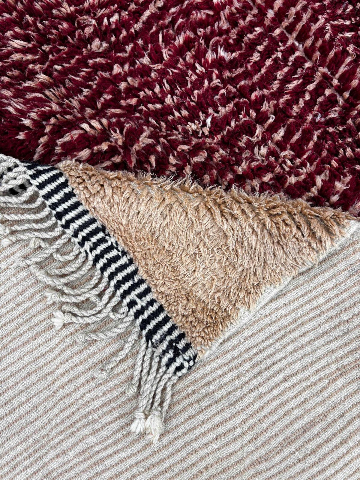 Modern Moroccan Mrirt Wool Rug 250x250 Cm – Abstract Handwoven Berber Carpet With Bold Colors Square Rug For Living Room photo Textiles