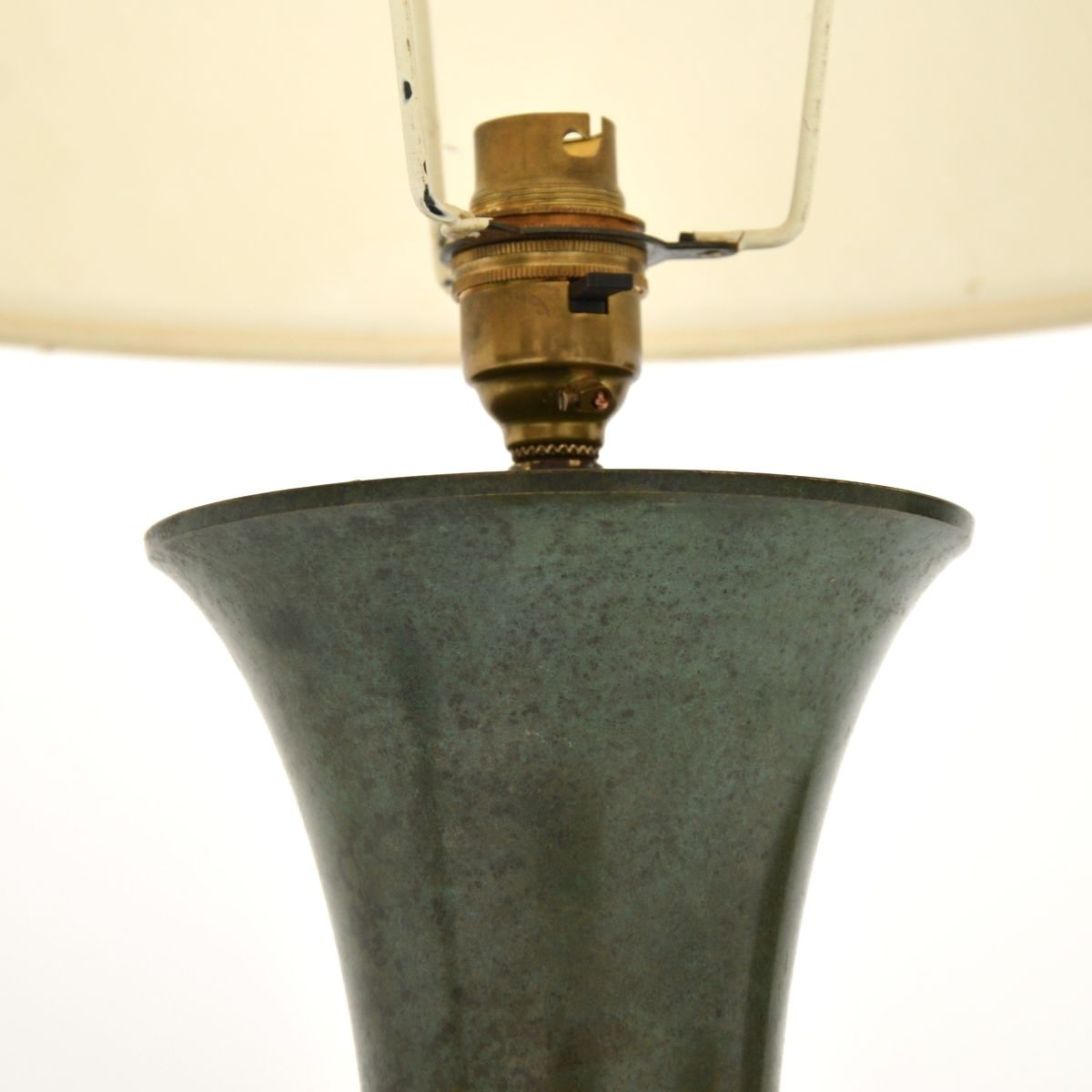 photo furniture Pair Of Antique Neoclassical Style Tole And Brass Table Lamps