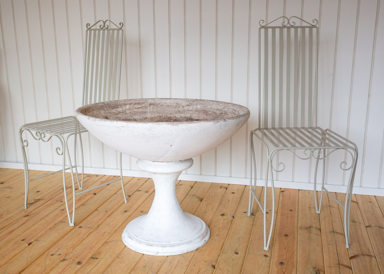 Monumental Pedestal Planter & Stand Country House Stamped Sculptural Classical Mcm 1950s Champagne Bath Neoclassical Bird Bath Guhl Garden Ornament photo vintage