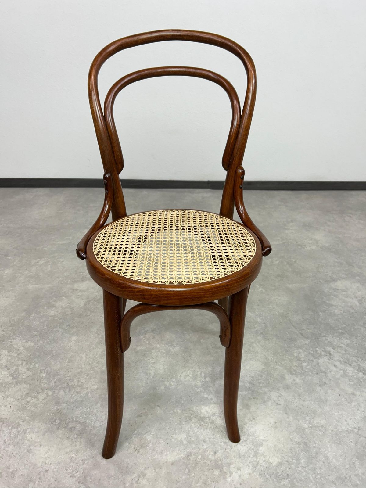 3/4 Ladies Chair Thonet No.14 By Tatra Nábytok photo furniture