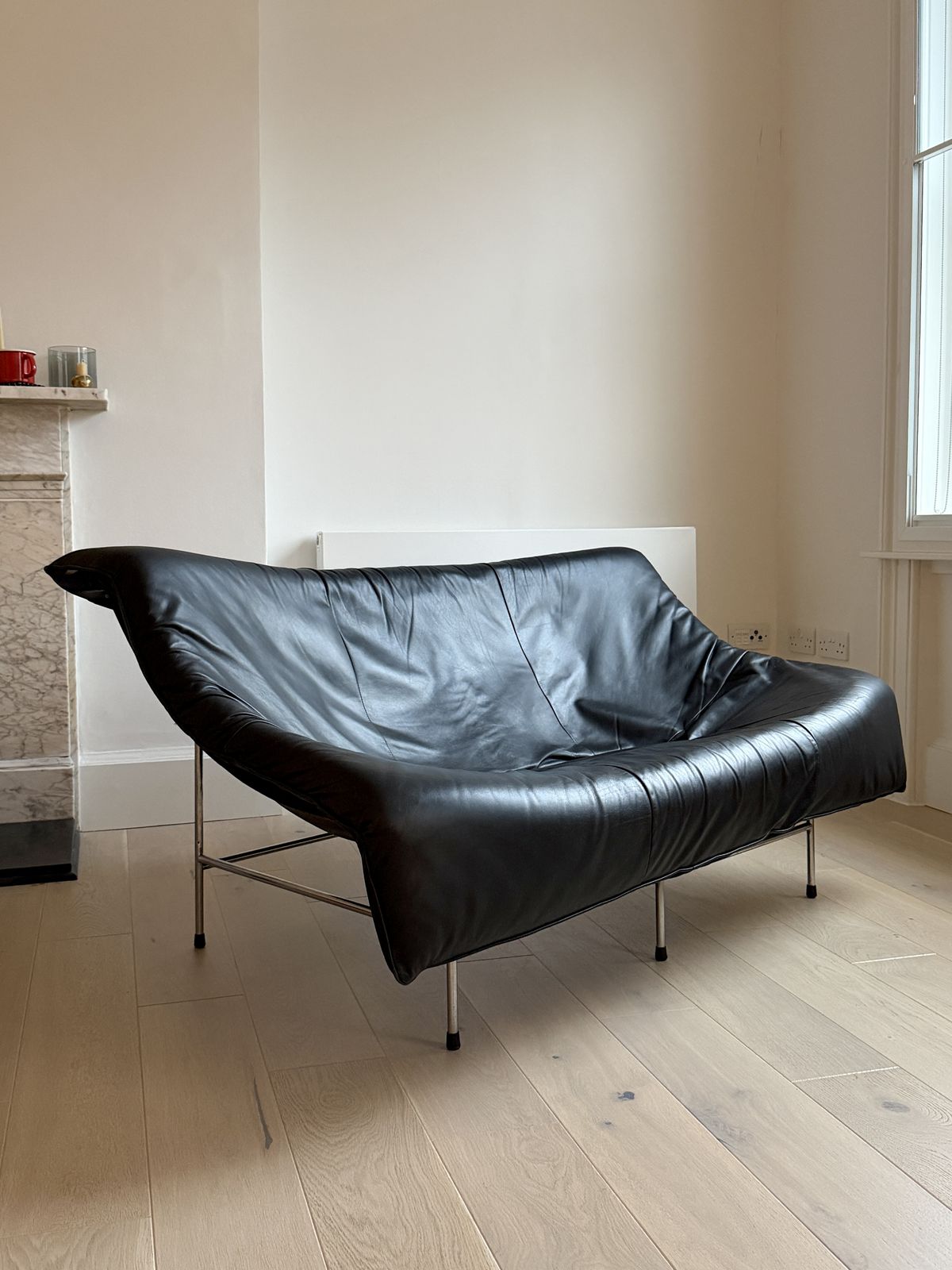 Gerard Van Den Berg For Montis, 1980s Vintage Butterfly Black Leather 2 Seat Sofa