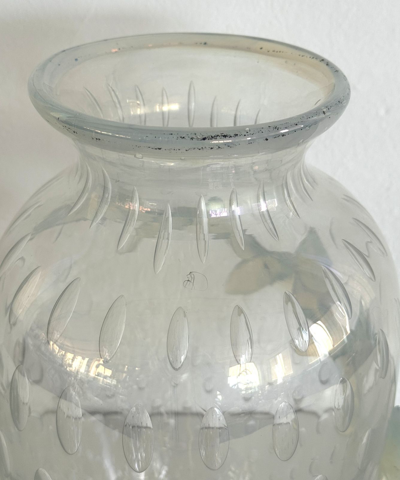 photo furniture Italian Murano Glass Vase With Air Bubbles And Glass Garland