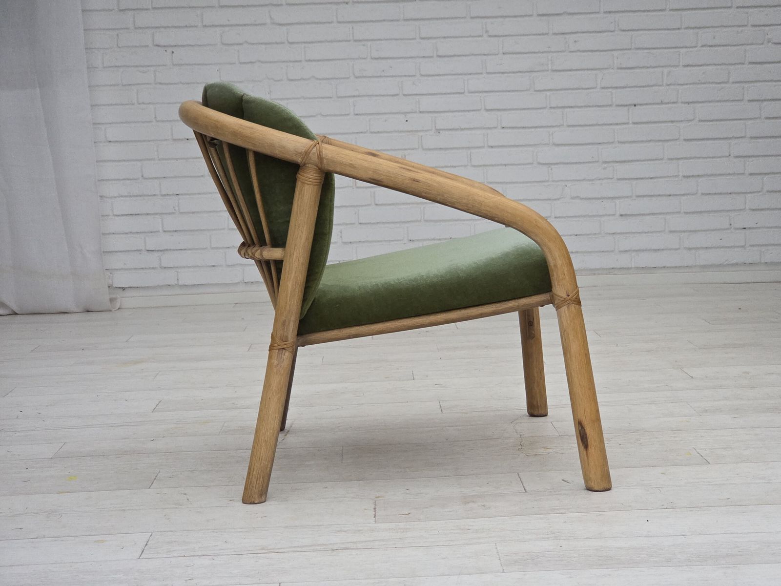 1970s, Pair Of Scandinavian Lounge Chairs, Green Furniture Velour And Rattan. photo vintage