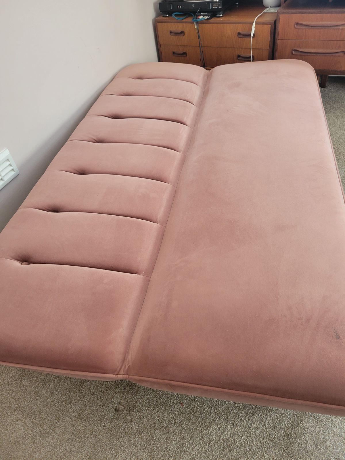 photo vintage Made.Com Blush Pink Velvet Sofabed And Chair Storage 3 Piece Set