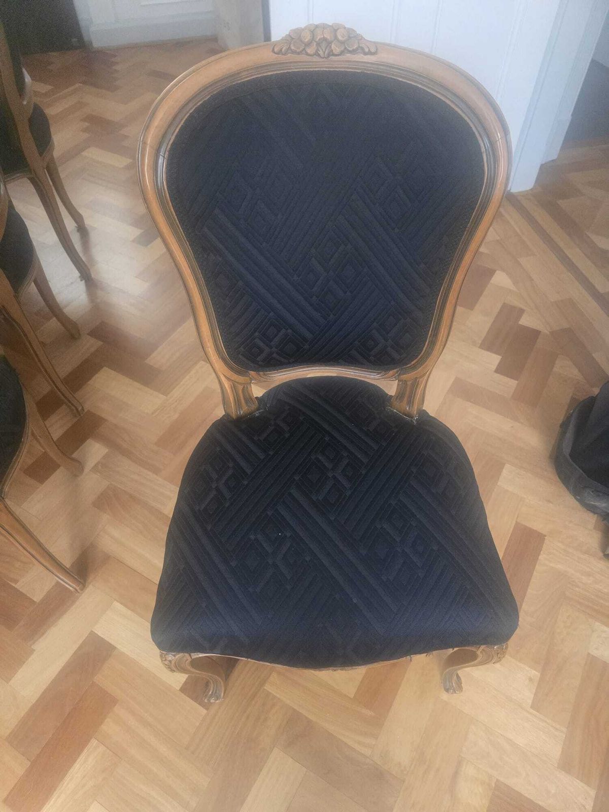 Set 10 Dining Chairs Mahogany And Cushioned Shield Back photo Furniture