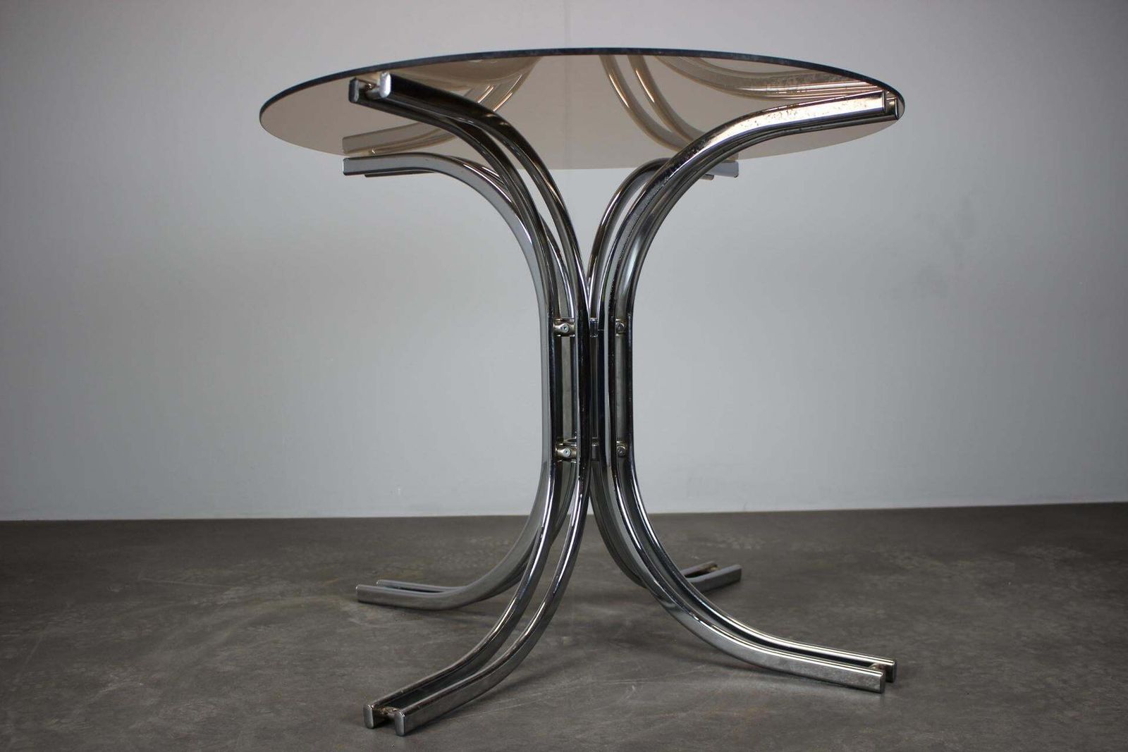 Round Dining Table Chnrome And Glass / Italy, 1980s photo furniture