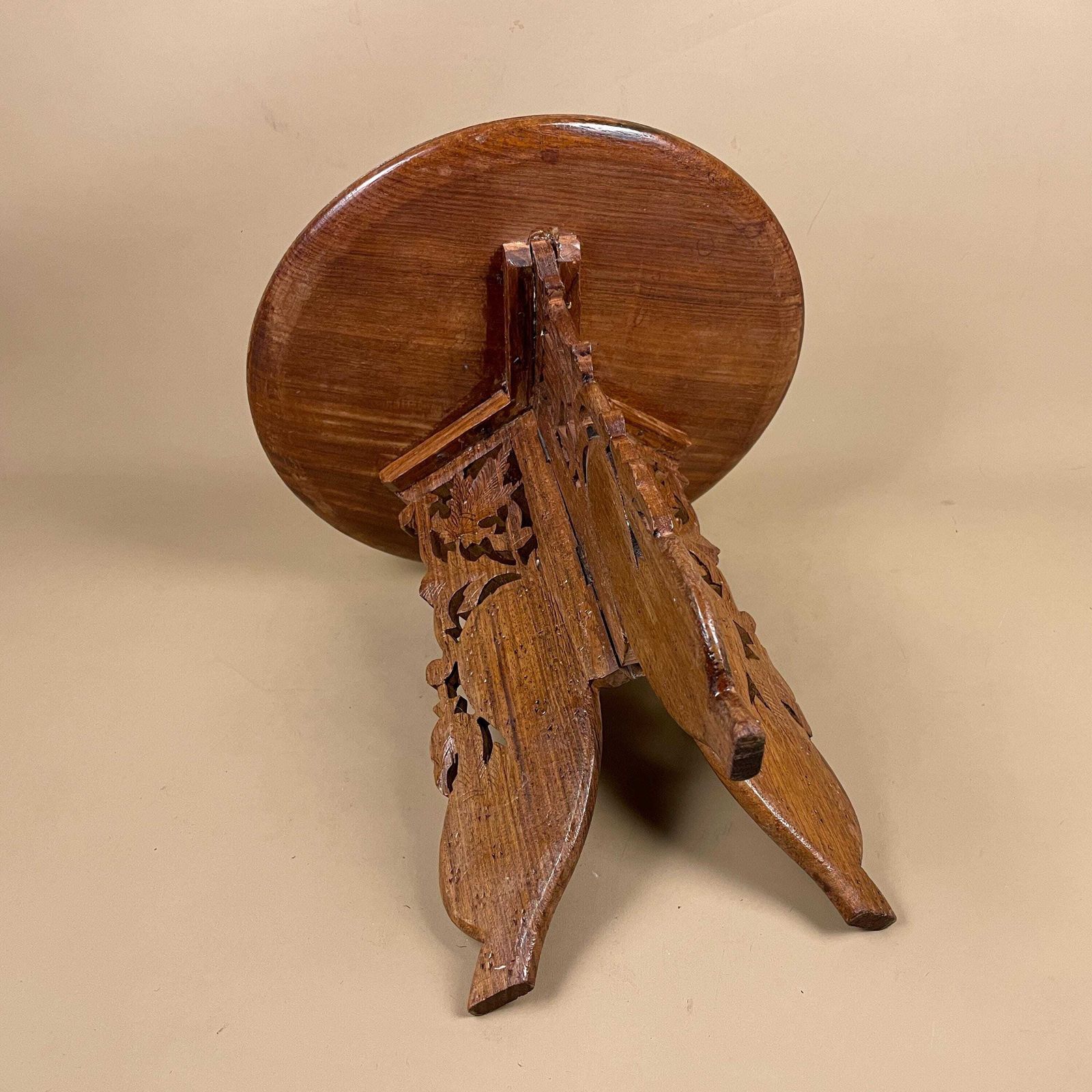 Indian Wooden Table Decorative Intricate Patterned Inlay Top Hand Crafted Round Vintage Antique Asian Plant Stand Floral Pattern Small Wood photo vintage