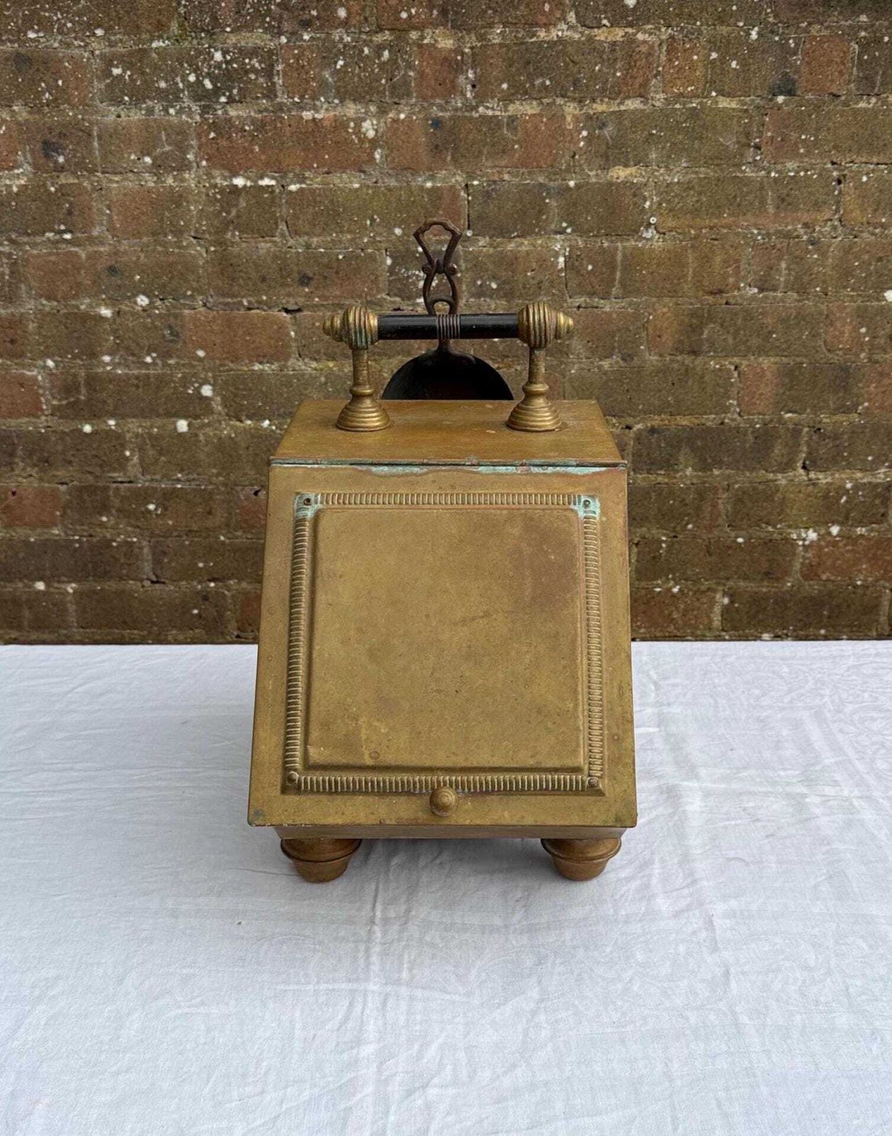 Antique Victorian Brass Coal Scuttle Tbc W. Harris & Co – English Fireplace Log Box With Shovel, Beaded Brass Fireside Hod, Brass Bucket