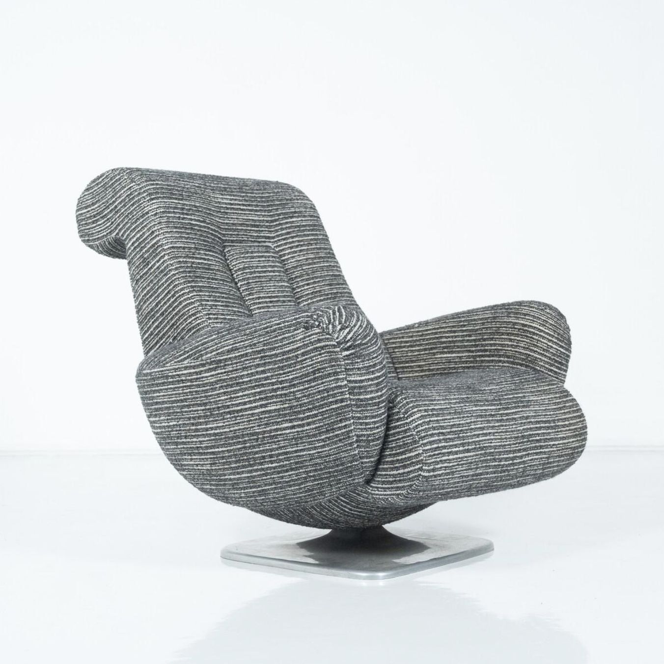 Mid Century Pair Of Armchairs, 1960s photo Furniture