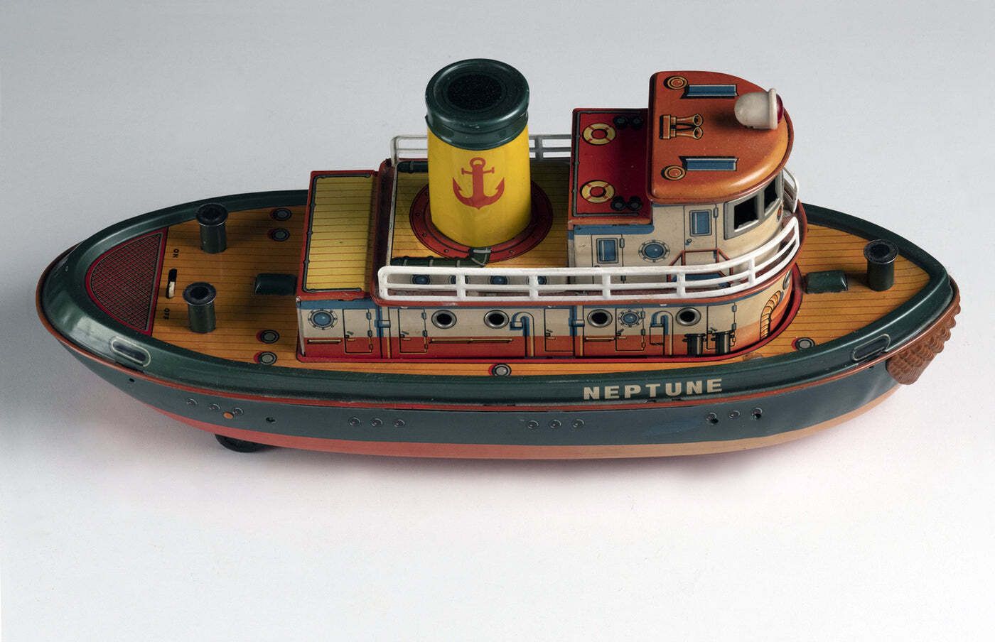 Tin Toy Tugboat, 1960s, Japan, Vintage photo 520.0