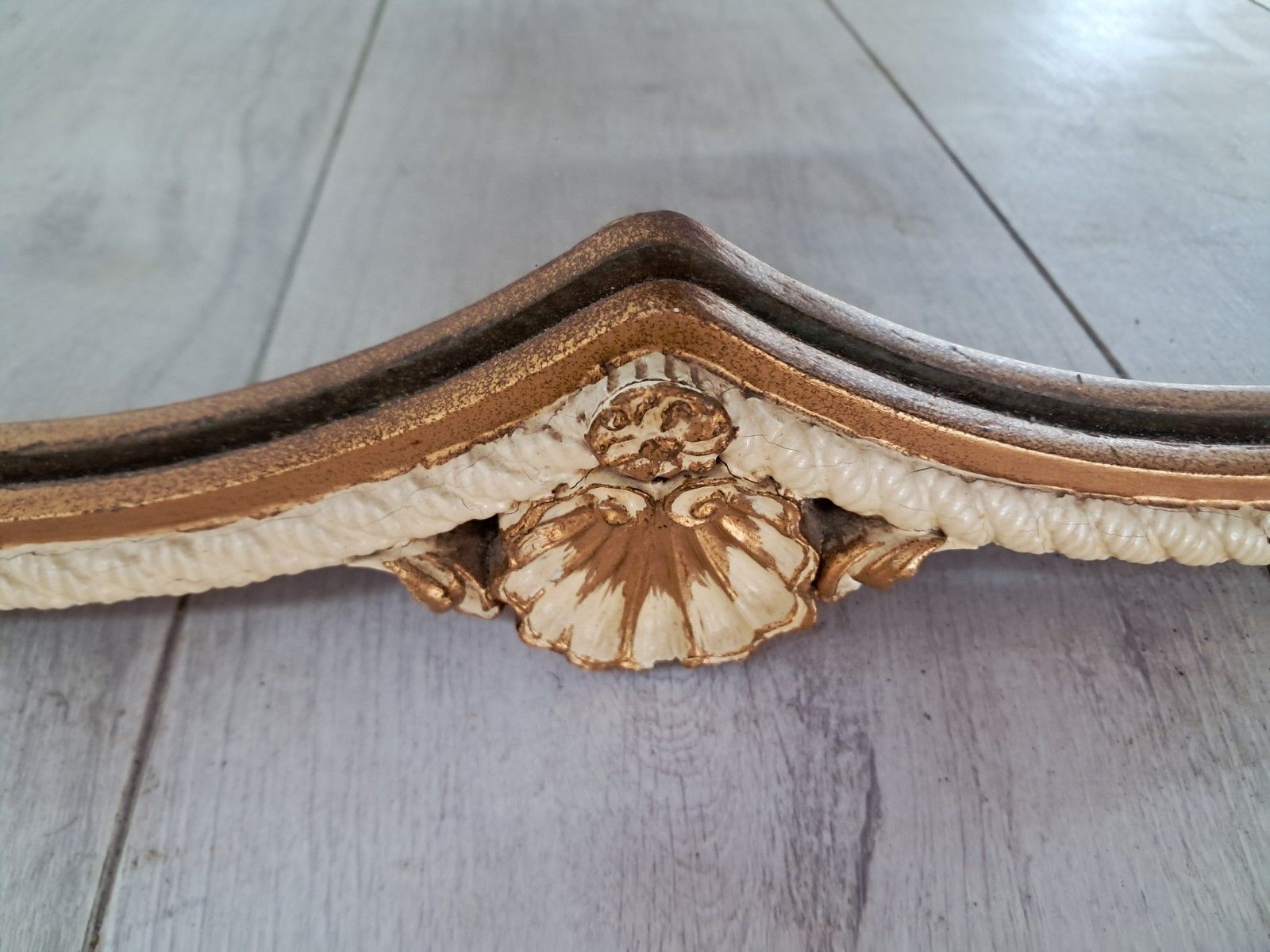 photo furniture Antique Mirror French Louis Style Cream Gold Gilt Vintage Wall Mirror 1960