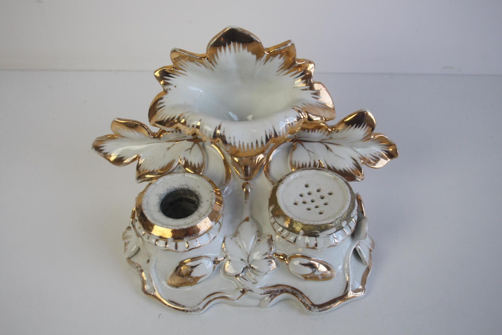 photo furniture Antique Rare Porcelain Inkwell, Hand Painted, Gilded, Circa 1900's.