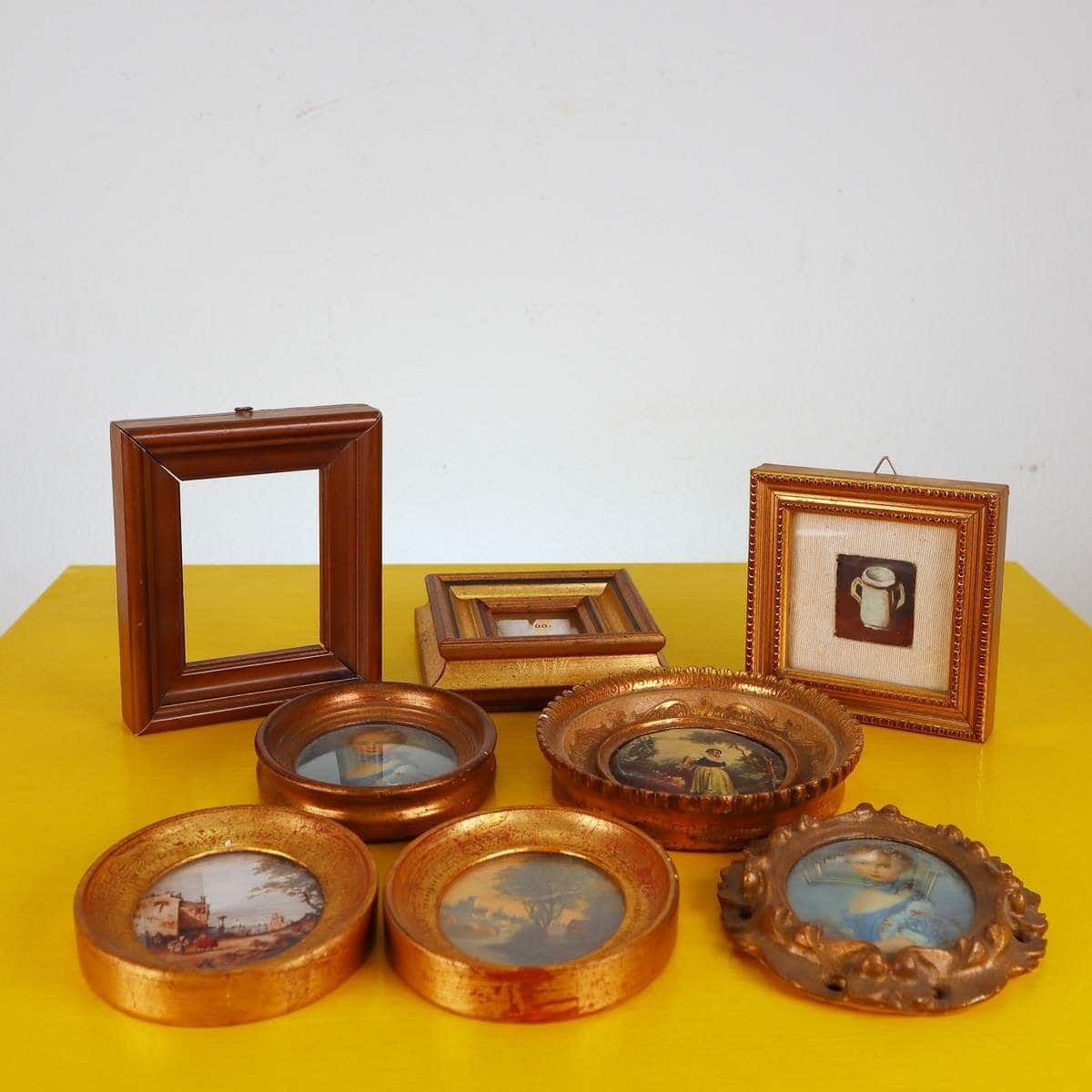 Lot Of 8 Small Vintage Wooden Frames
