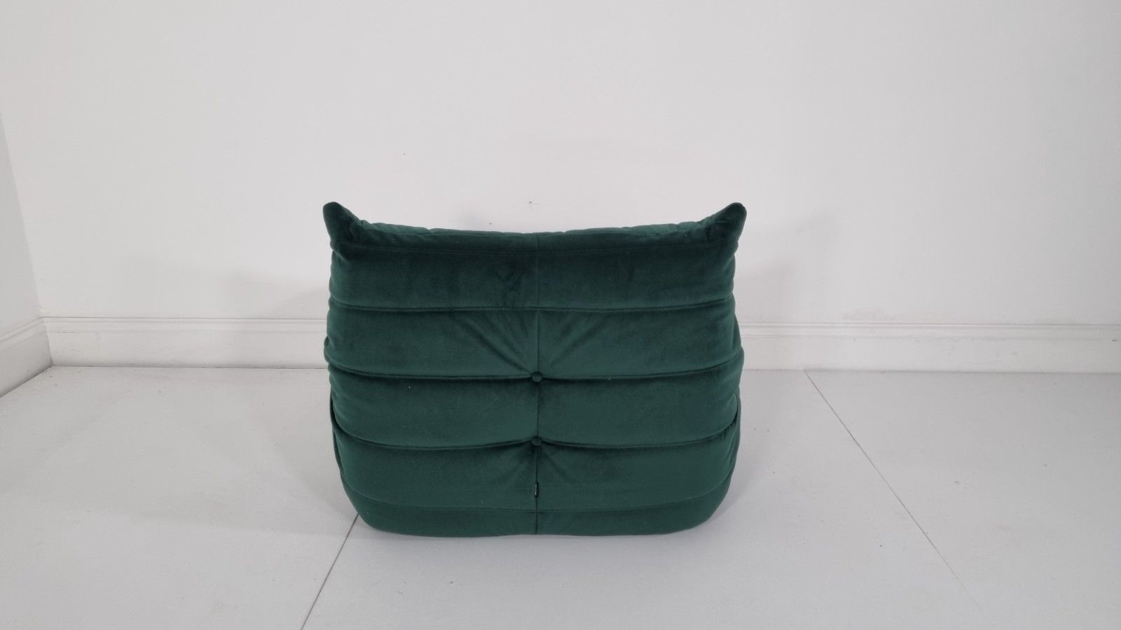 Ligne Roset Togo Chair In Luxurious Deep Green Velvet Immaculate photo 1860.0