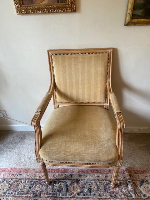 Fauteuil Chairs, Beech, Set Of Eight, Upholstered In Andrew Martin Velvet photo vinterior