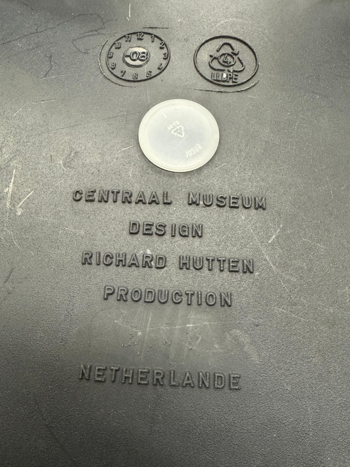 1187.0 Central Museum Chair By Ronald Hutten photo