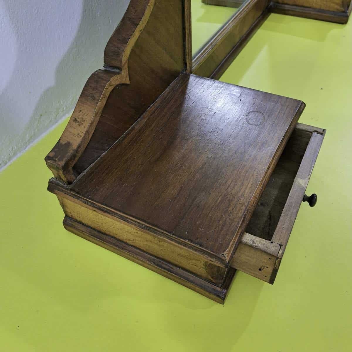 Elegant Antique Wooden Table Mirror photo Home Decor