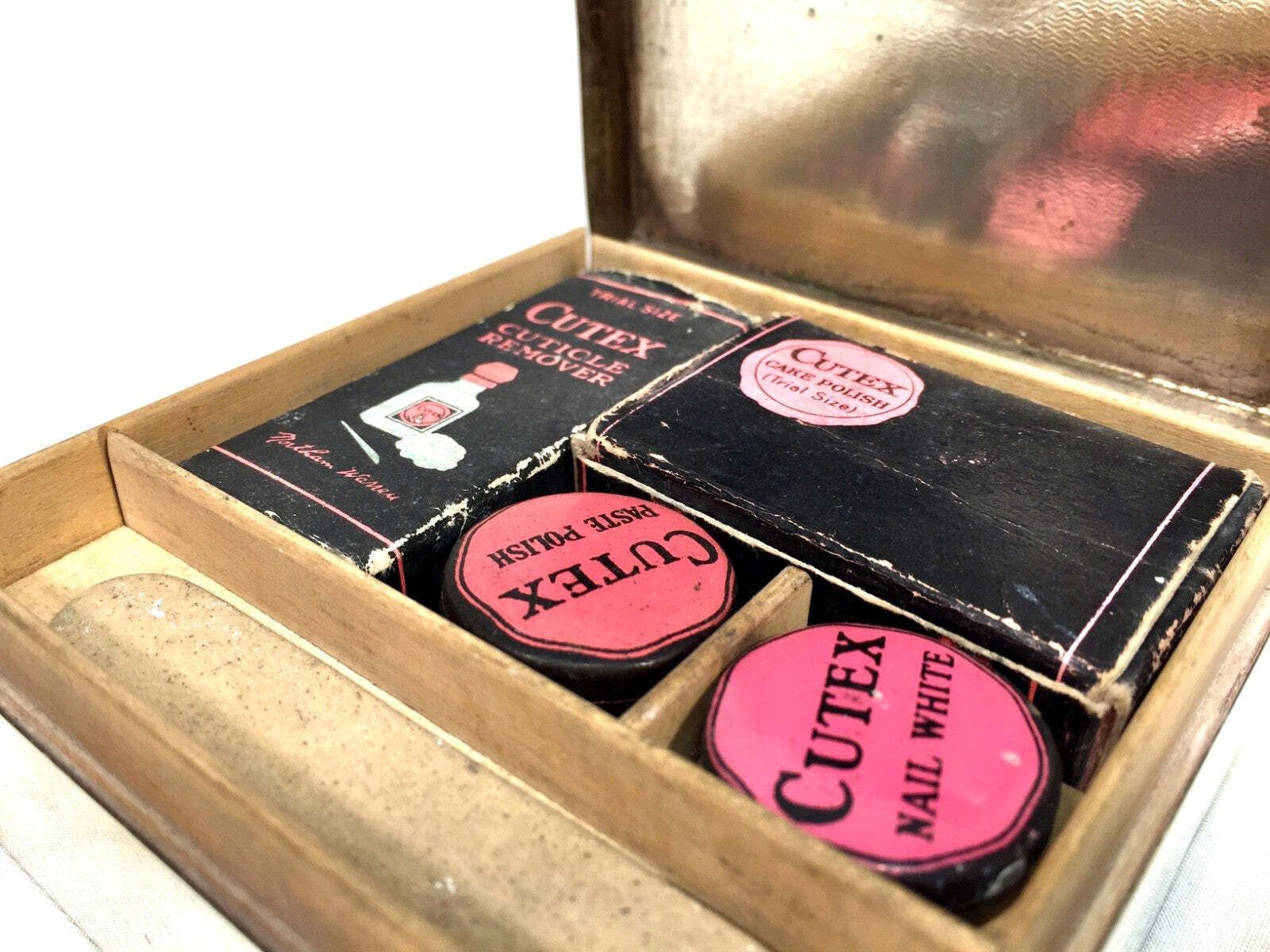 photo for sale Antique Art Deco Sterling Silver Hallmarked 1924 Ladies Manicure Box / Cigarette