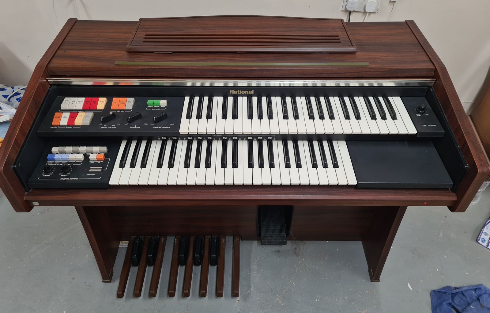 Electric Organ photo furniture