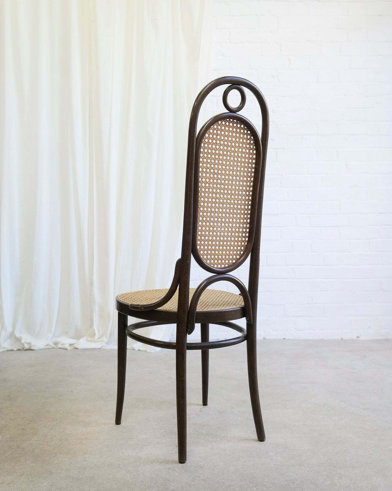 Set Of 4 Thonet Bentwood And Cane Dining Chairs Nr.207r photo vinterior