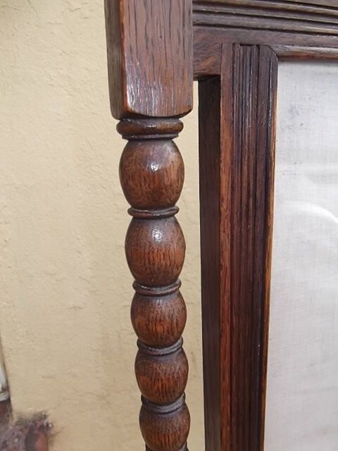 Oak,Fire Screen,Screen,Fireplace,Barley Twist,Embroided,Crest,Coat Of Arms,Glaze photo 125.0