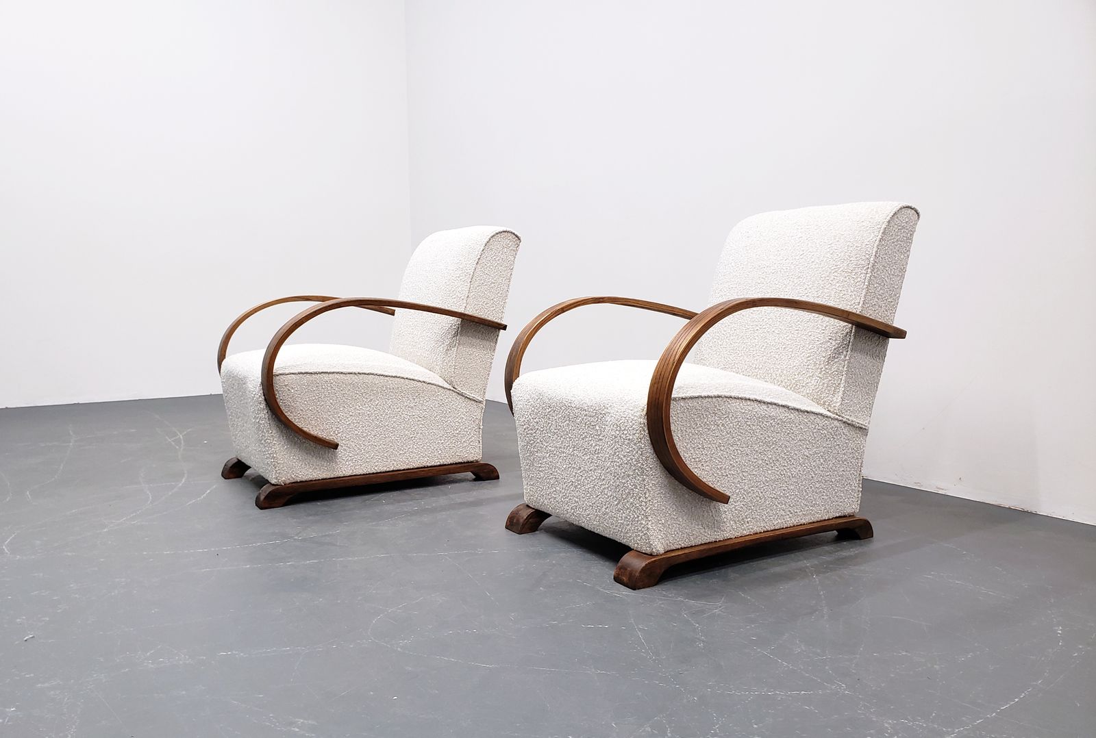 1940 Art Deco Bentwood Armchair In Ivory Premium Boucle photo furniture