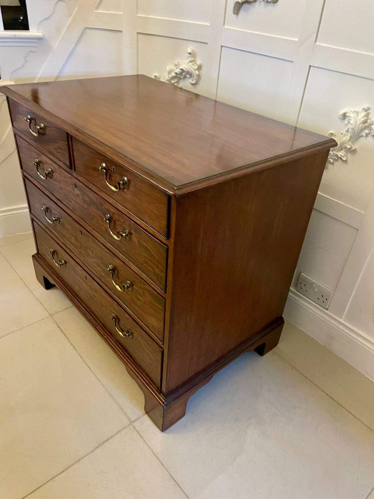 Furniture Antique George III Mahogany Chest Of Drawers photo