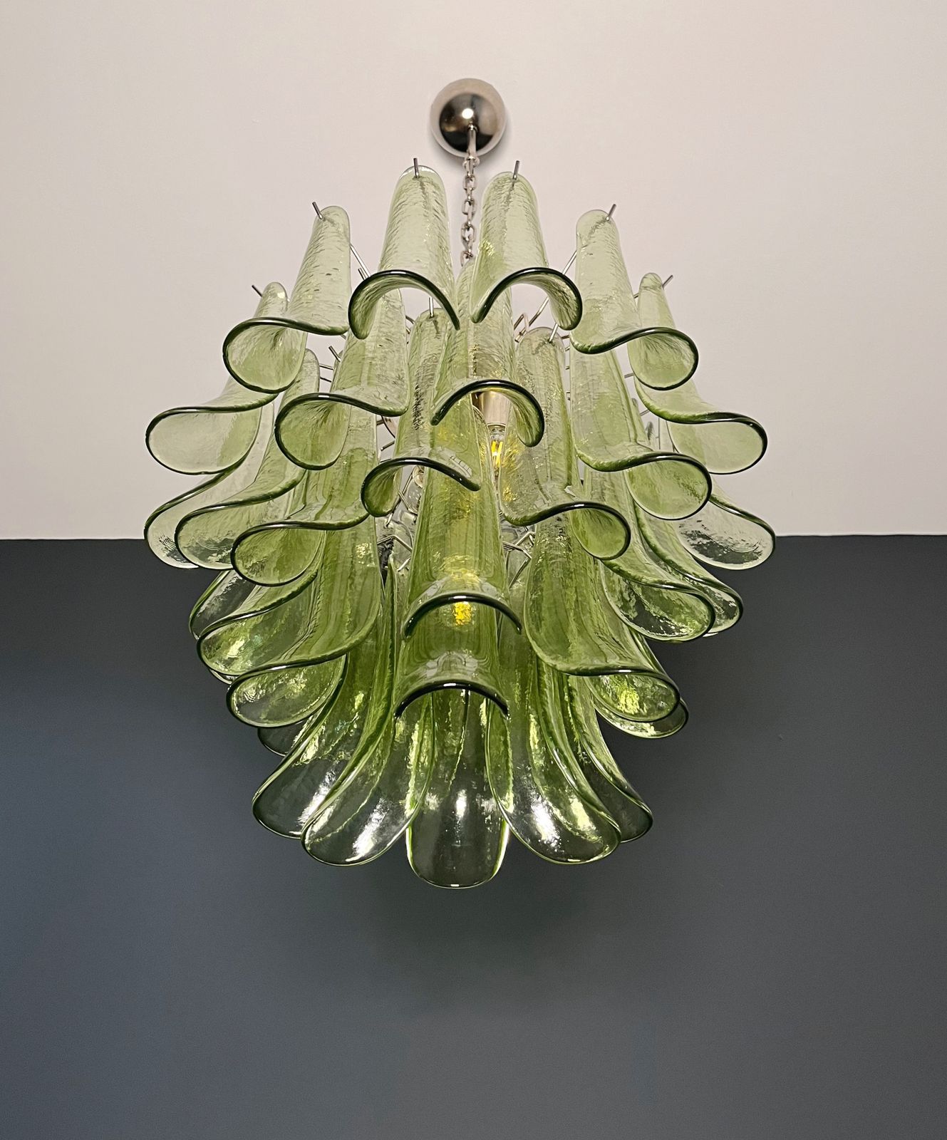 Italian Vintage Murano Chandelier   Mazzega   41 Green Glass Petals photo buy