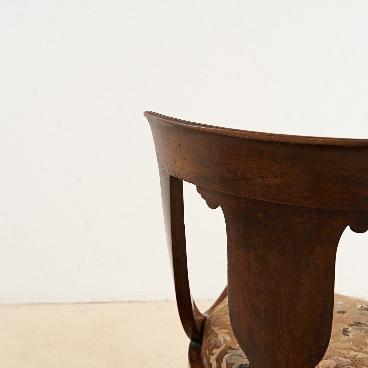 Primi 800 Gondola Chair, 1800s photo vinterior