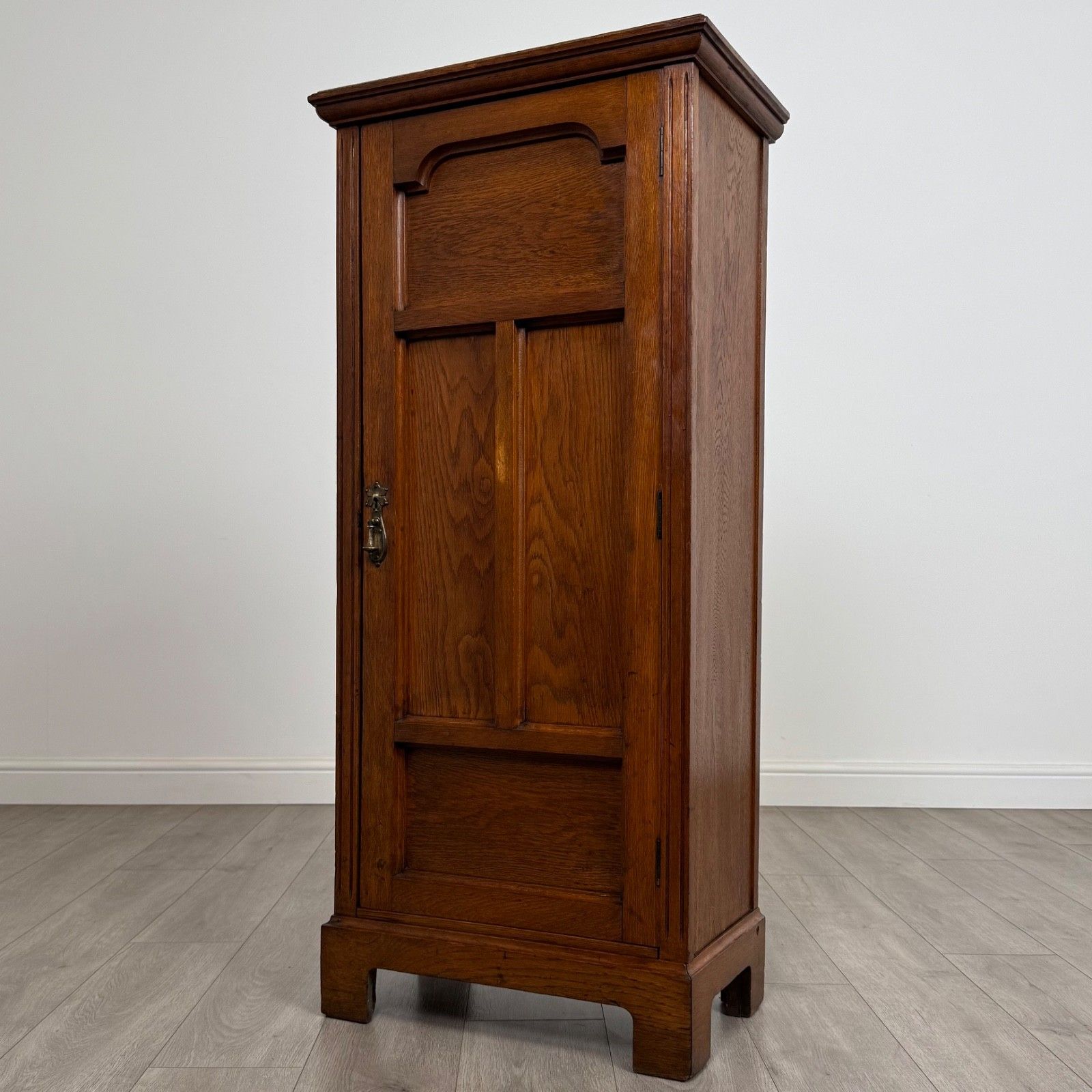 Antique 20th Century Fine Quality Golden Oak Cupboard photo for sale