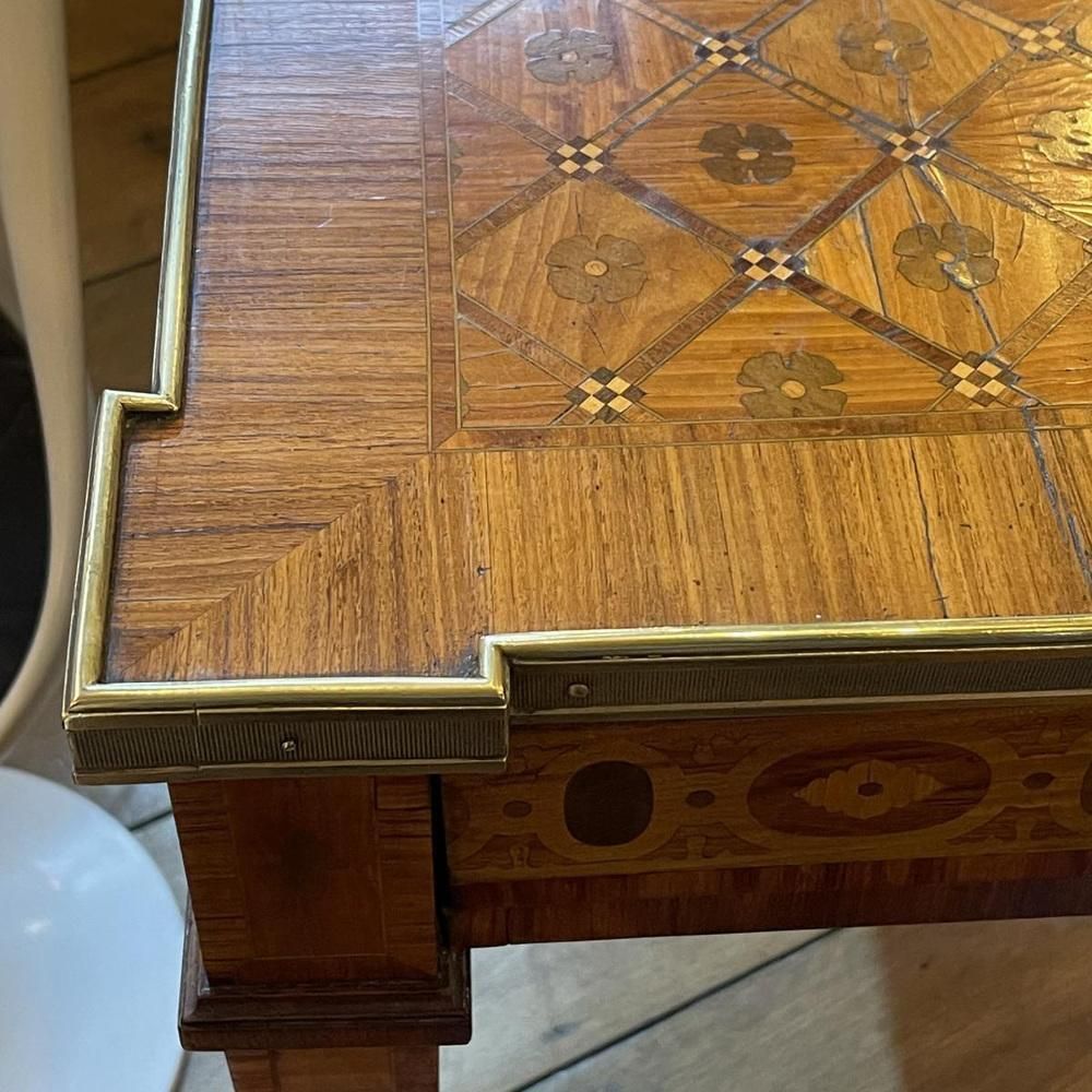 4158.0 Louis XVI Directoire Inlaid Table / Desk, 19th Century photo