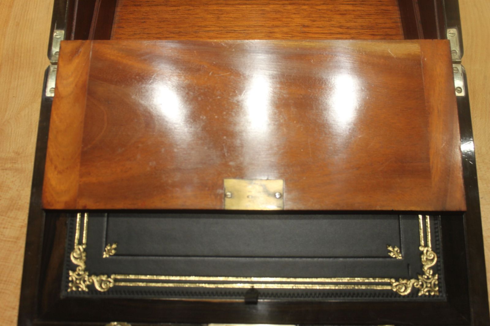 photo buy Victorian Figured Walnut Writing Slope With Bramah Lock And Keys And Secret Drawers