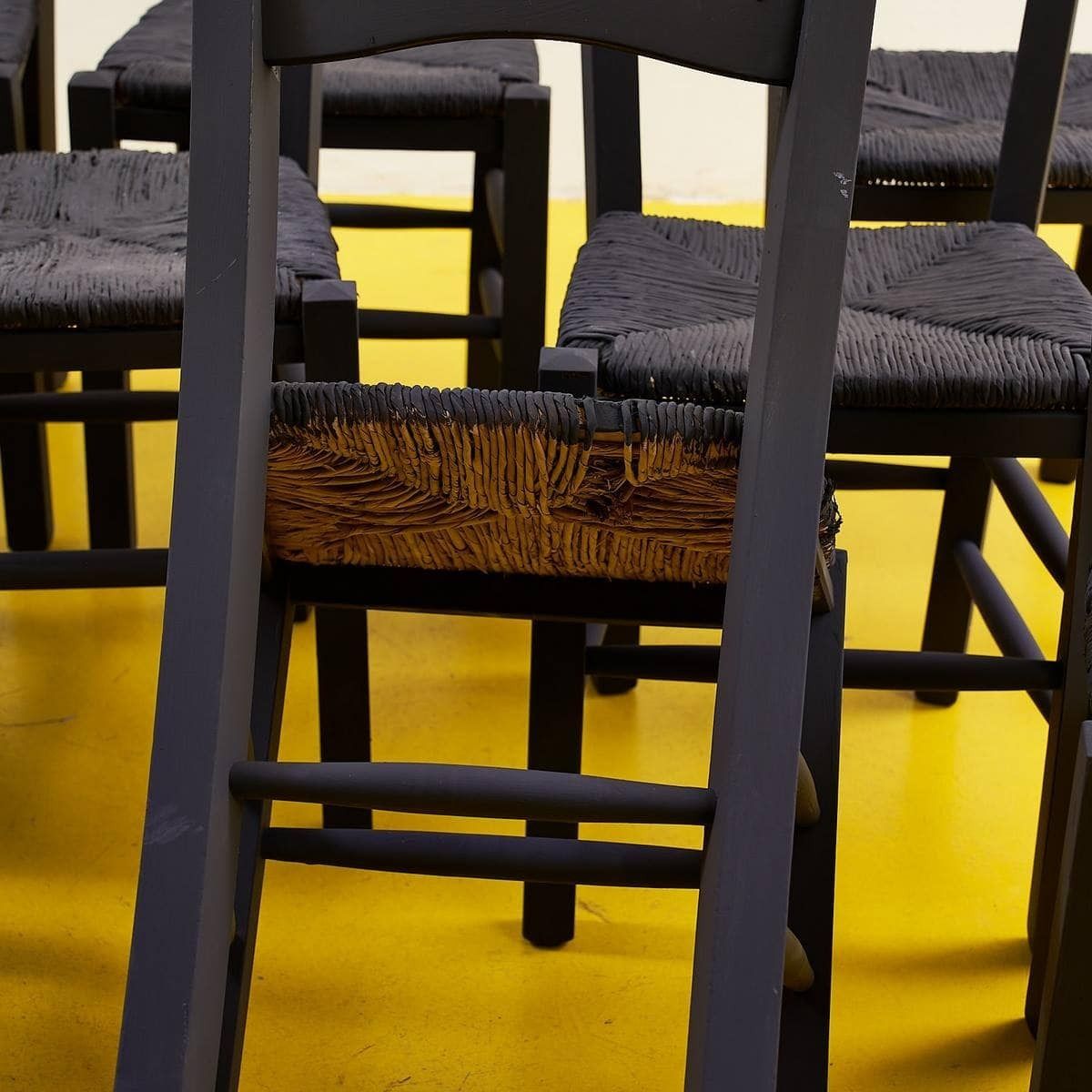 798.0 Elegant 9 Piece Black Wooden Chairs photo