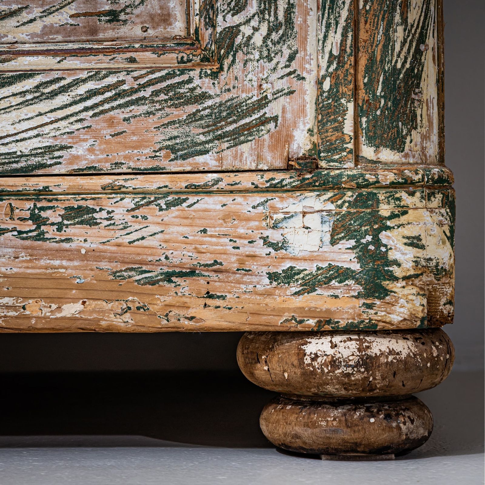 10510.0 Pair Of Large Painted Library Cabinets, Italy, Circa 1840 photo