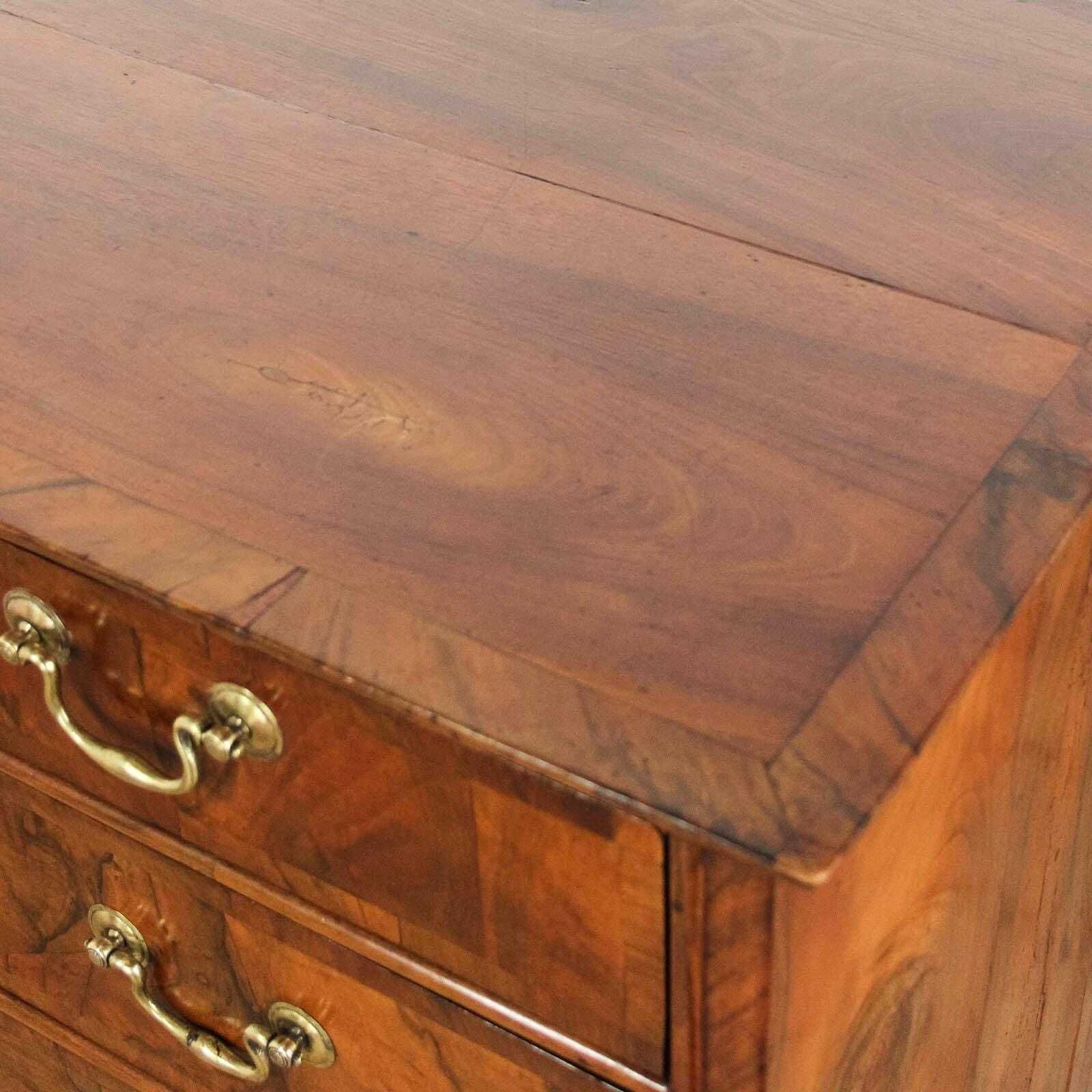 photo furniture Antique Georgian Walnut Chest Of Drawers | Antique Storage | Bedroom Drawers | Antique Chest Of Drawer | Walnut Furniture (M 6512)