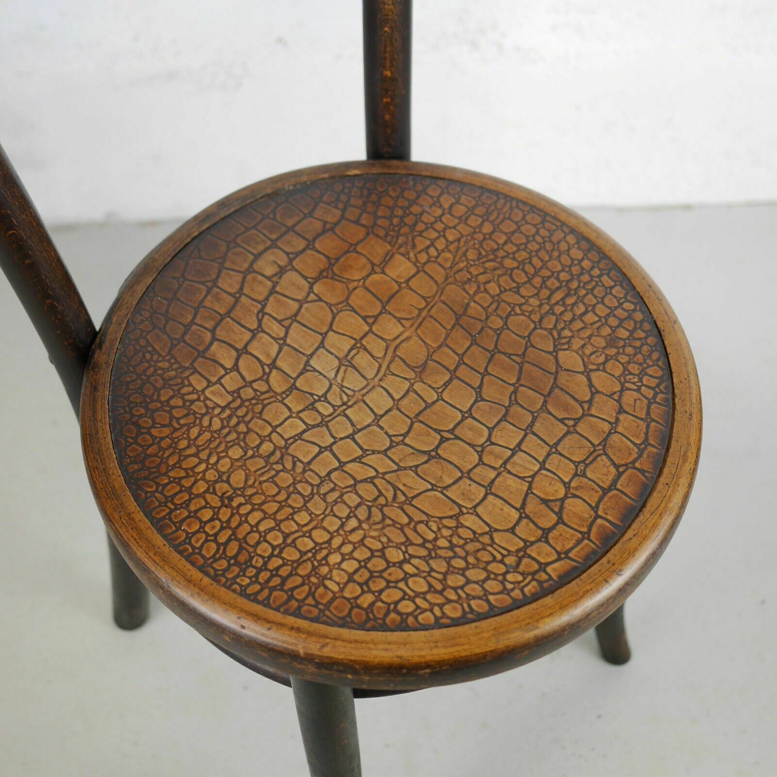 Antique Crocodile Bentwood Embossed Chair Fischel Model 255 Thonet #102679 photo buy