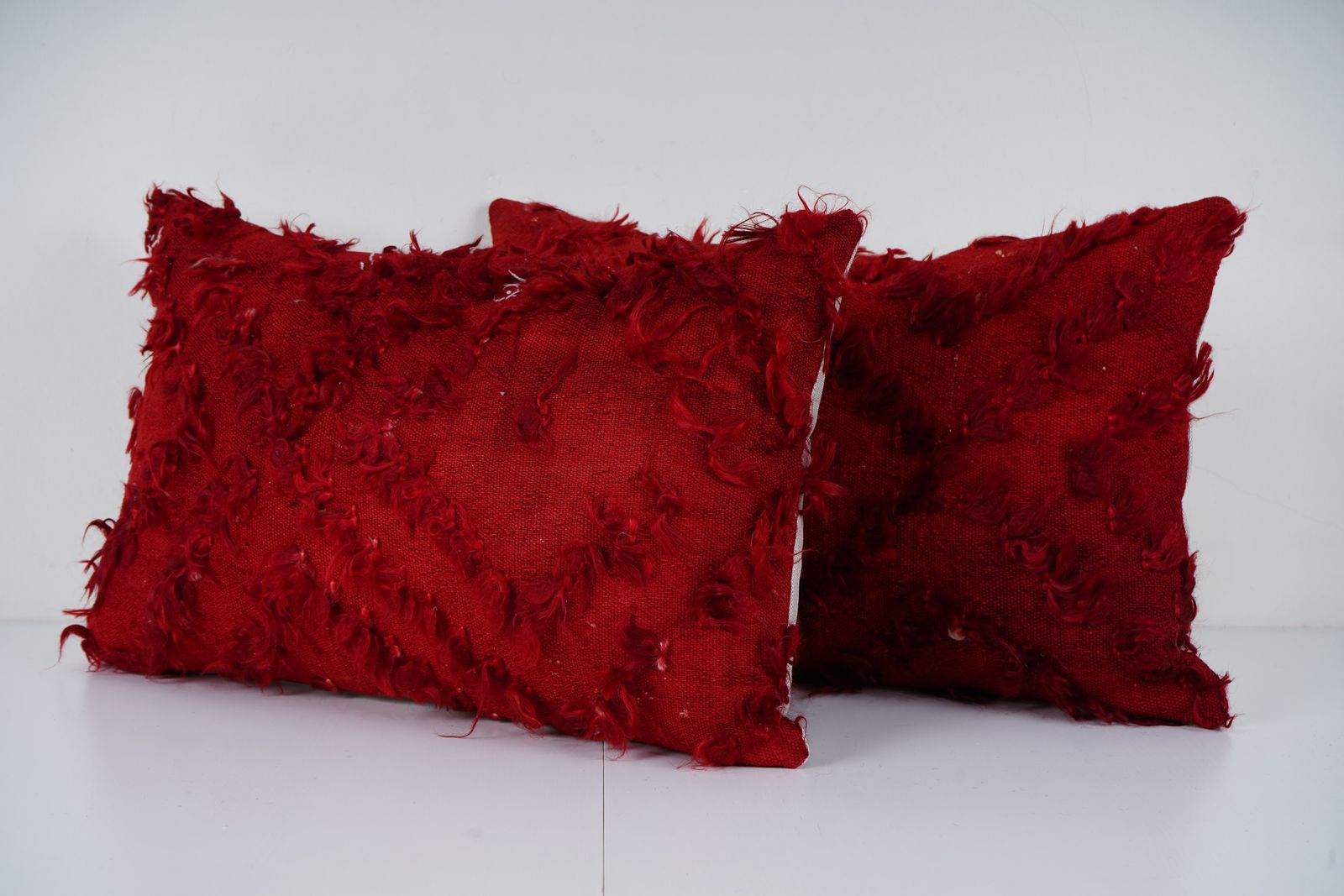 Handwoven Multi Color Turkish Flokati  Shagy Pillow Cover, Set Of Two Lumbar Giant Turkish Shaggy Tulu Pillow Cover photo Textiles