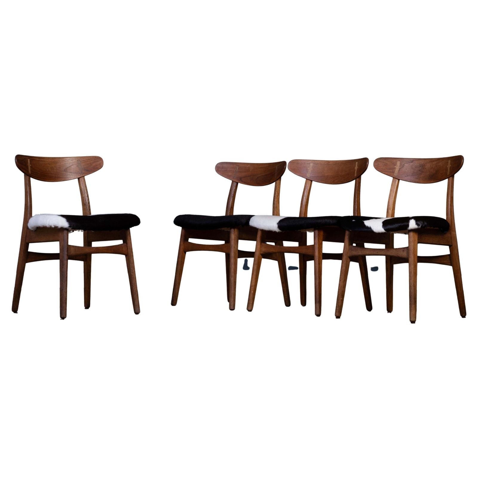 Set Van 4 Ch30 Eetkamerstoelen Van Hans J. Wegner Voor Carl Hansen & Søn, 1952