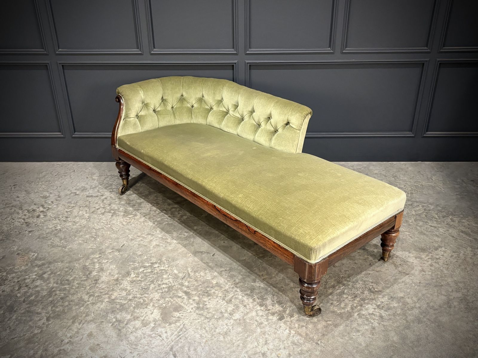 Victorian Rosewood Chaise Longue photo vinterior