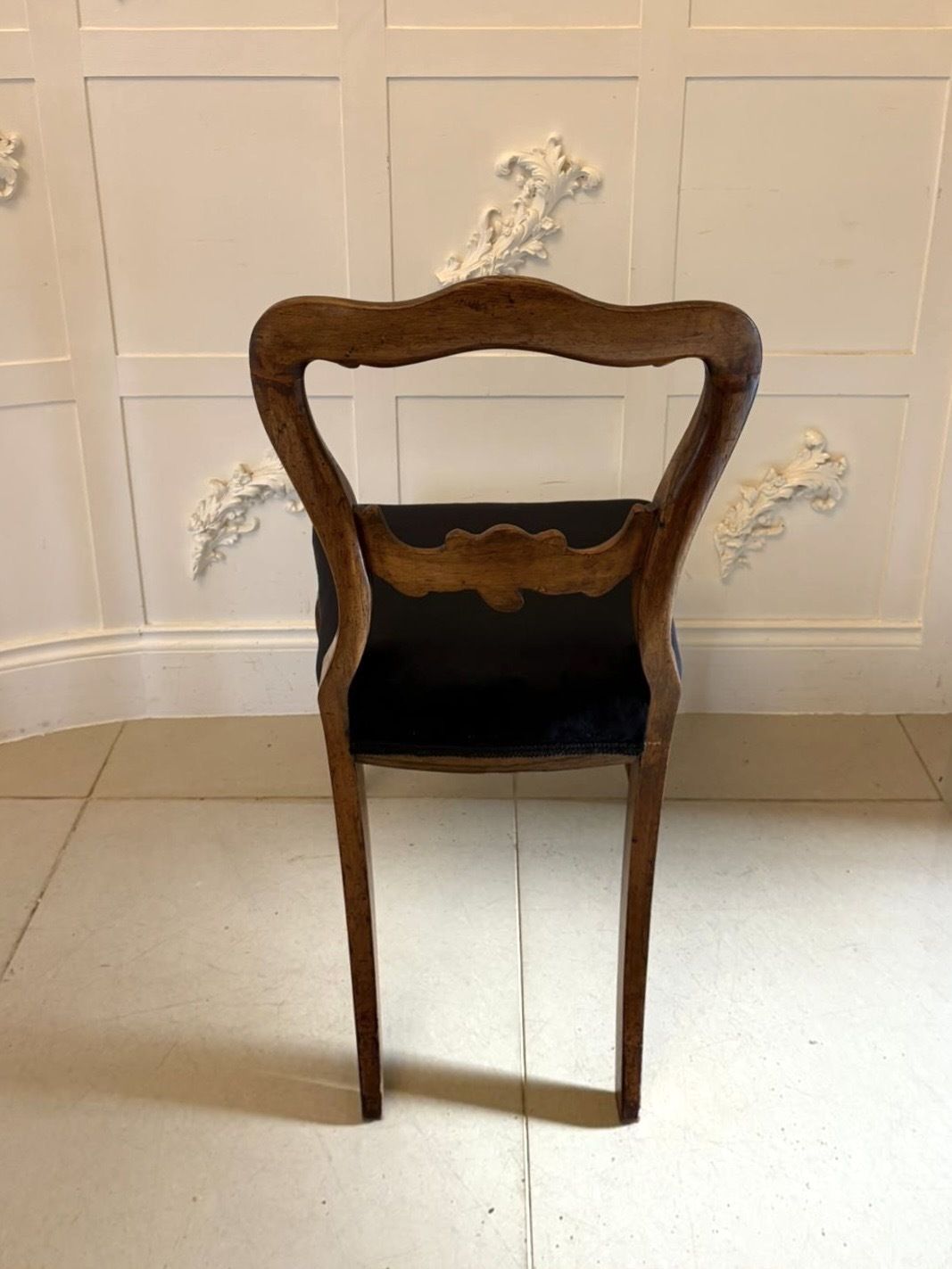 Antique Set Of Six Quality 19th Century Rosewood Balloon Back Dining Chairs photo Furniture