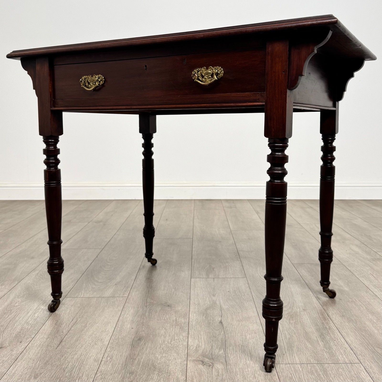 Antique 20th Century Good Quality Writing Table In Mahogany photo furniture