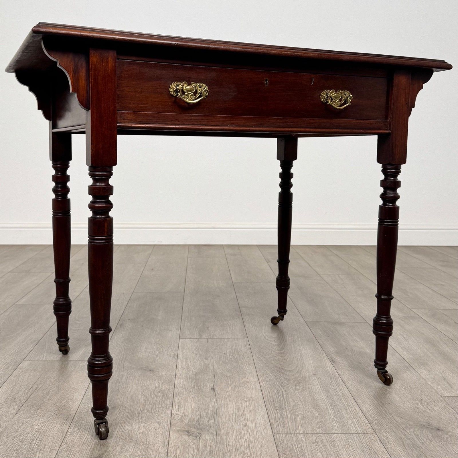 Antique 20th Century Good Quality Writing Table In Mahogany photo vintage