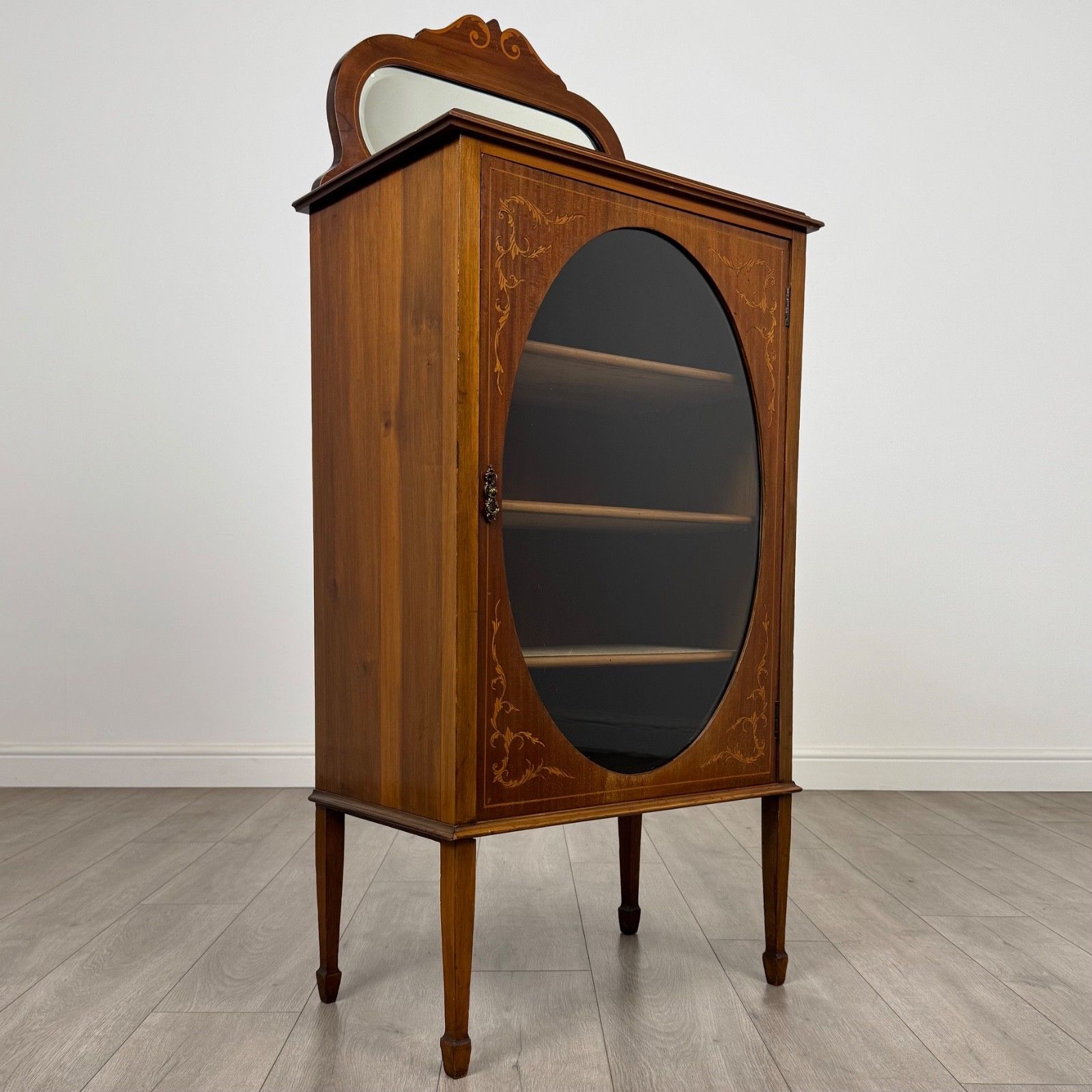 photo furniture Antique 20th Century Inlaid Display Cabinet In Mahogany
