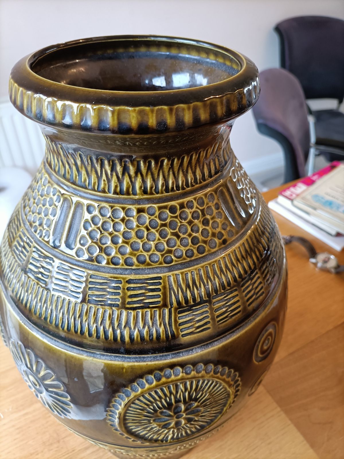 West German Vase, Olive  Green 1960 70s. From Keramik