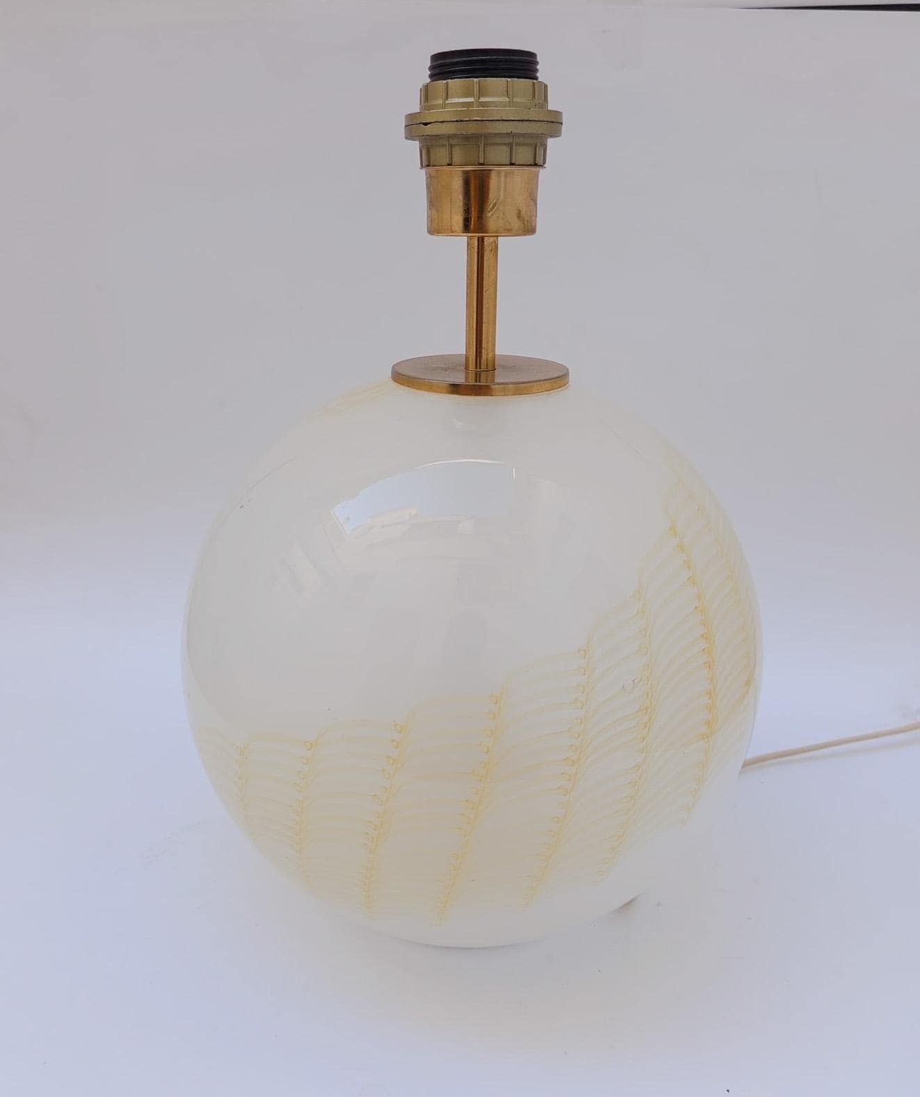 Lampada Da Tavolo La Murrina Sfera In Vetro Beige Giallo Oro Vintage Italian Design photo furniture