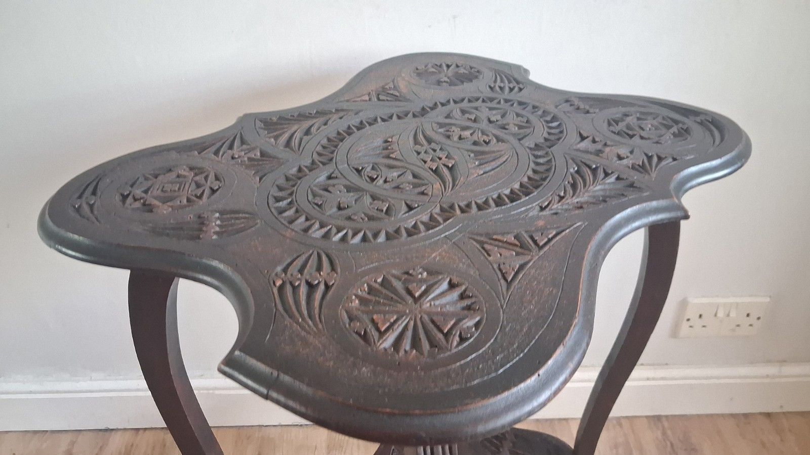 Arts And Crafts Ebonised Hardwood Japanese Carved Hall /Side/Lamp ..Table photo vintage